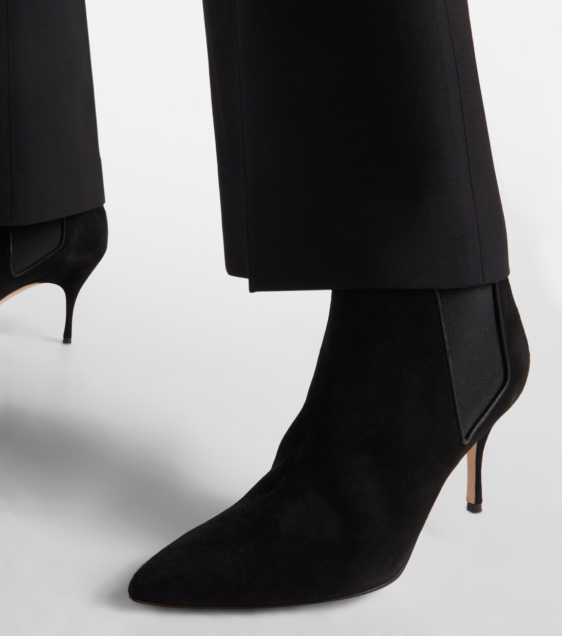 Dildi Otto suede ankle boots | Manolo Blahnik
