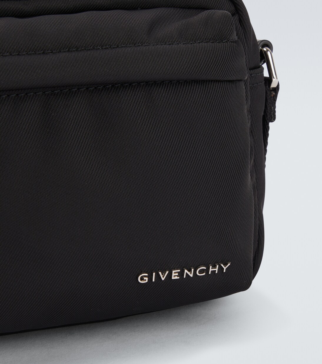 Essential crossbody bag | Givenchy