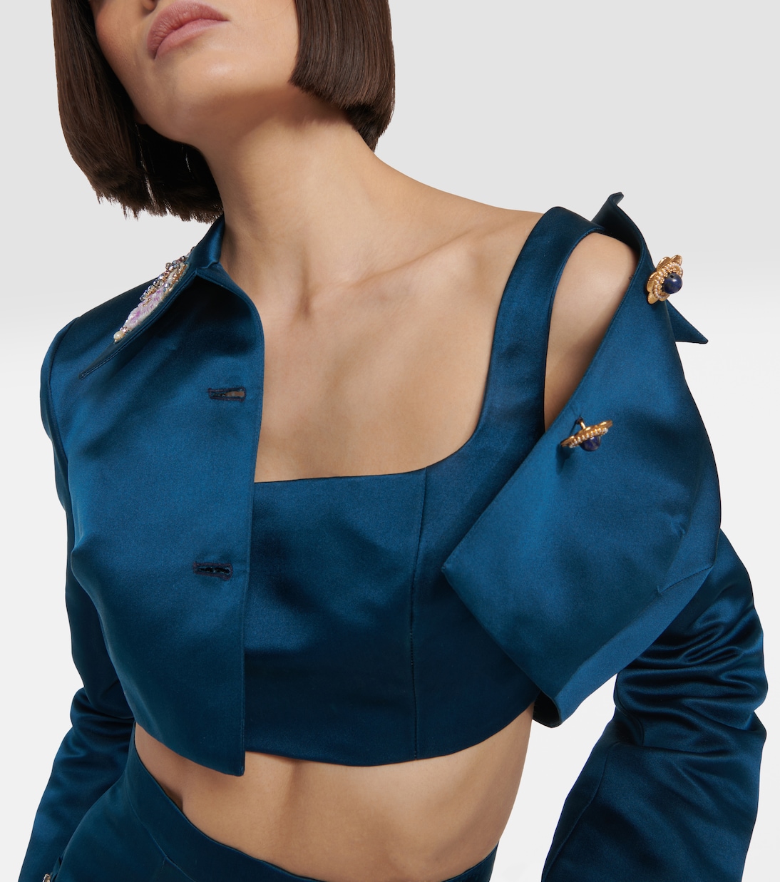 Verzierter Cropped-Blazer aus Seide | Miss Sohee