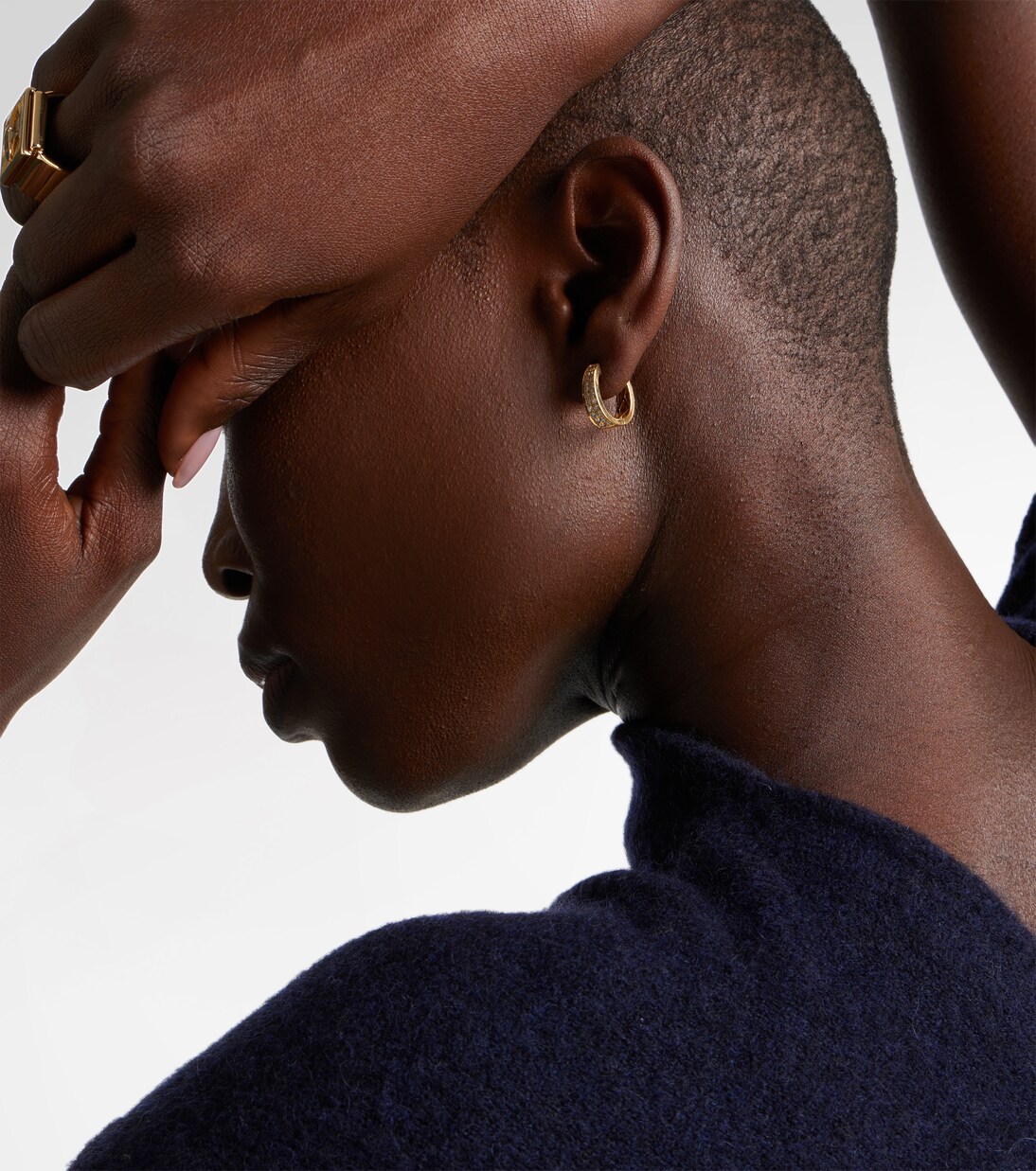 Ohrringe Meryl Small aus 18kt Gelbgold mit Diamanten | Anita Ko