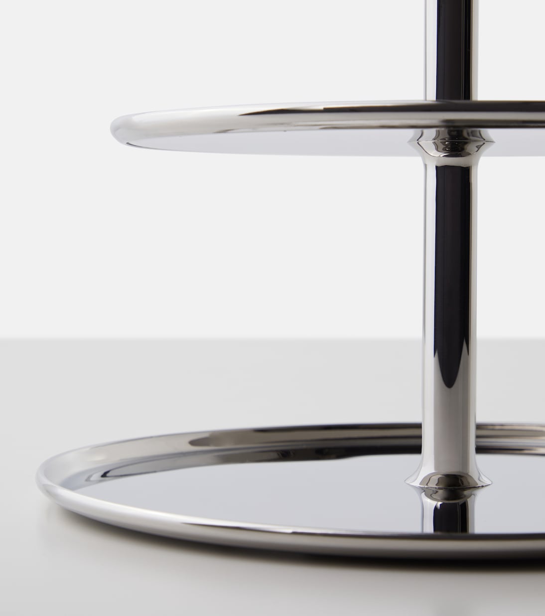 Alfredo stainless steel stand by Alfredo Häberli | Georg Jensen
