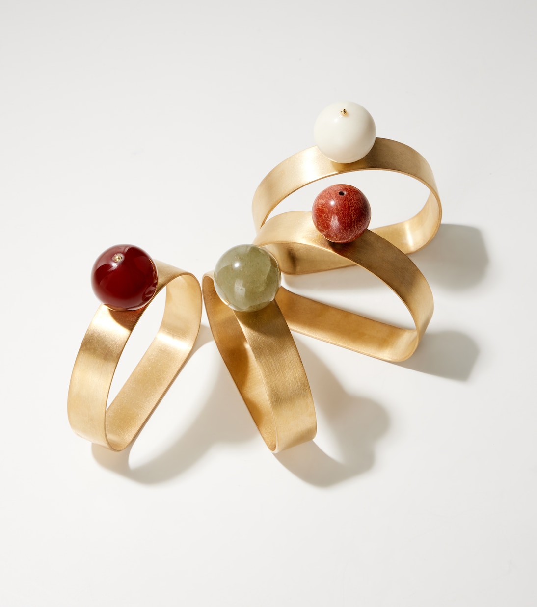 Set di 4 oggetti decorativi placcati in oro | Natalia Criado