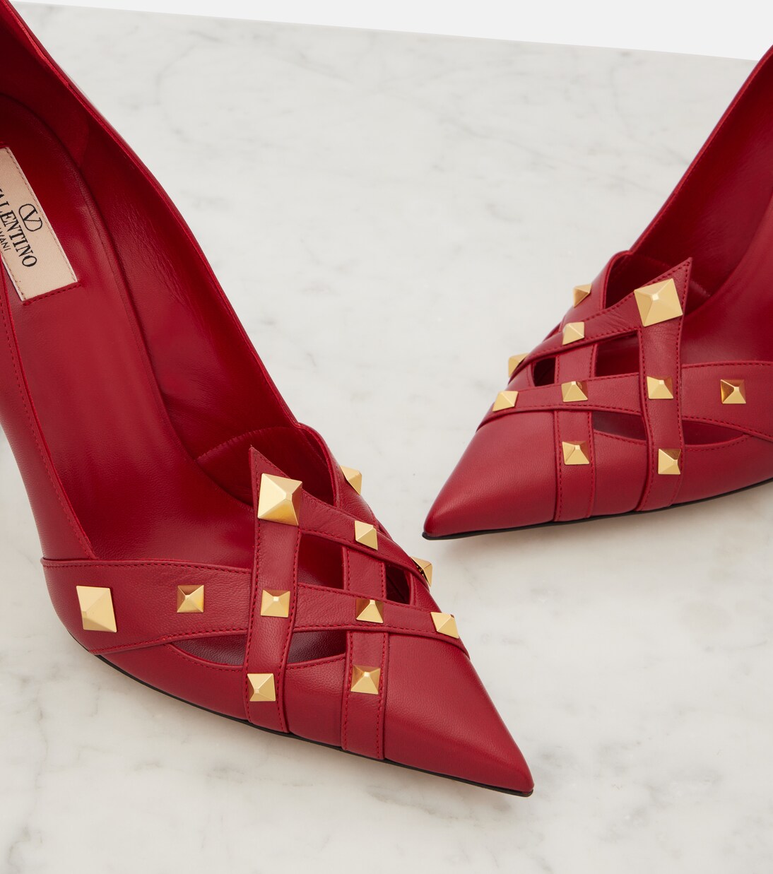 Salones Studdy de piel | Valentino Garavani