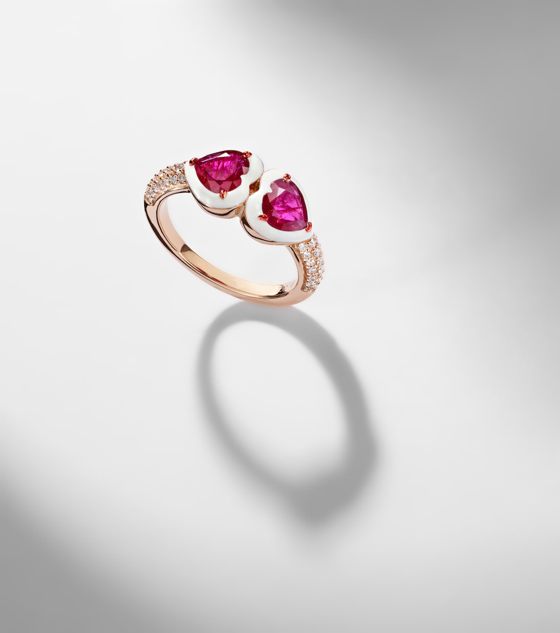 18kt rose gold ring with rubies and diamonds | Kamyen