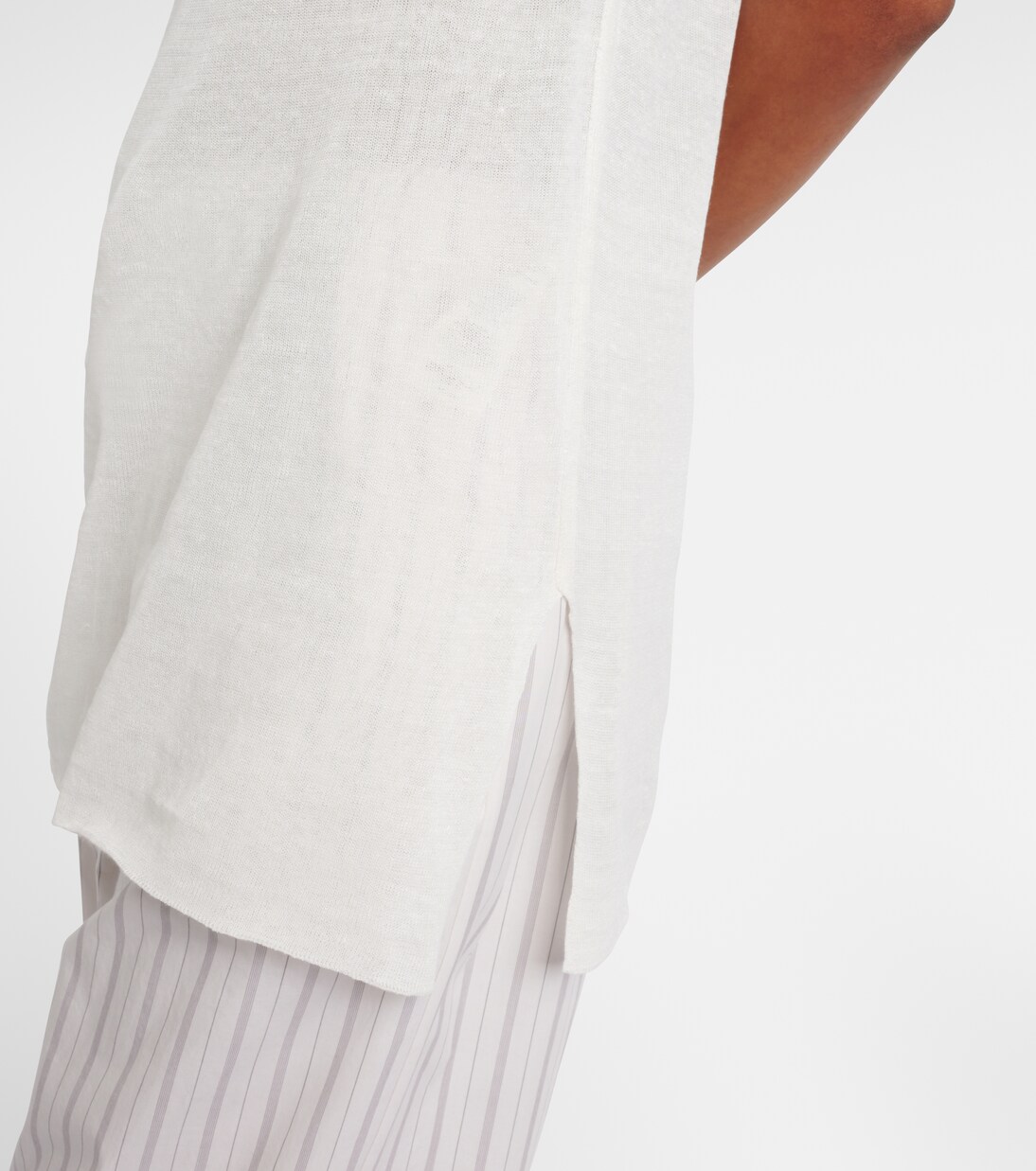 Jaylen linen and cotton-blend top | The Row