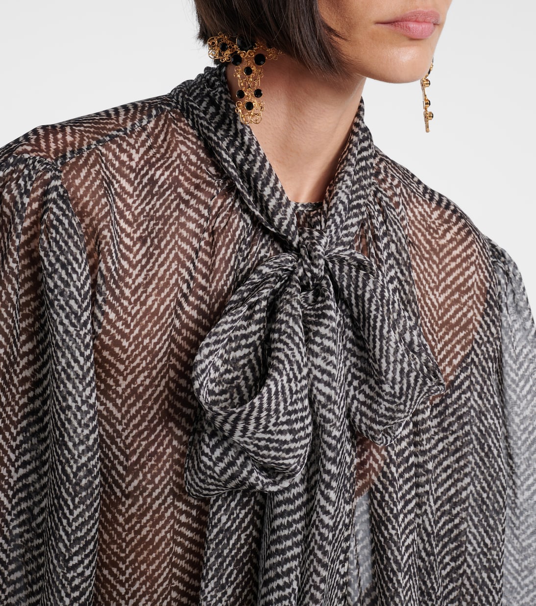 Tie-neck herringbone silk chiffon blouse | Dolce&Gabbana