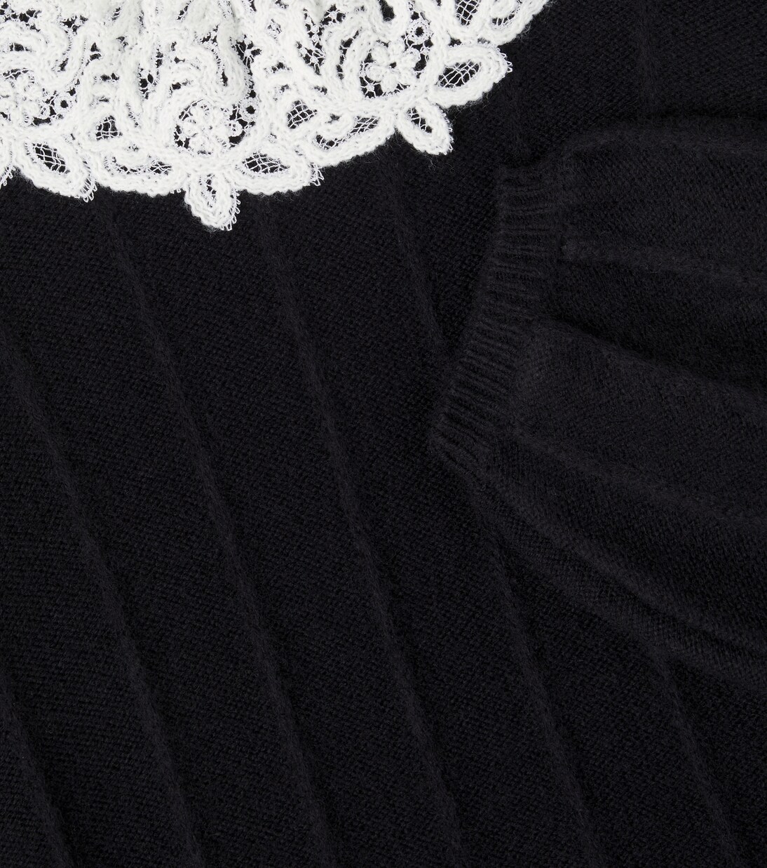 Lace-trimmed sweater | Tartine et Chocolat