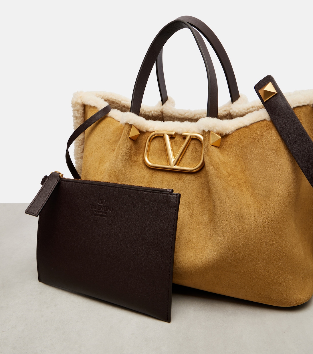 VLogo Medium suede tote bag | Valentino Garavani