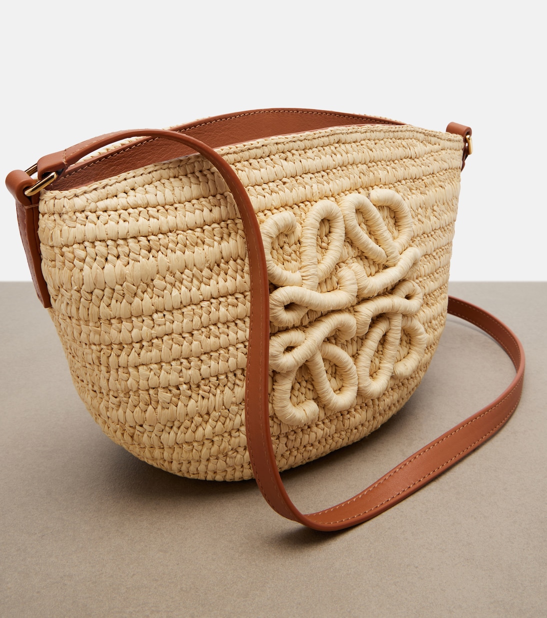 Paula's Ibiza – Borsa a tracolla Eclipse in rafia | Loewe