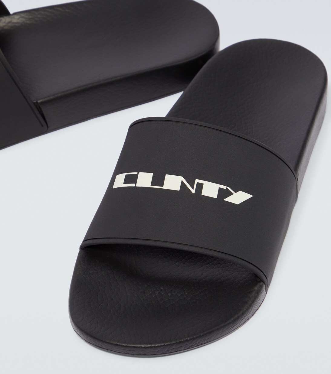 Logo slides | Rick Owens