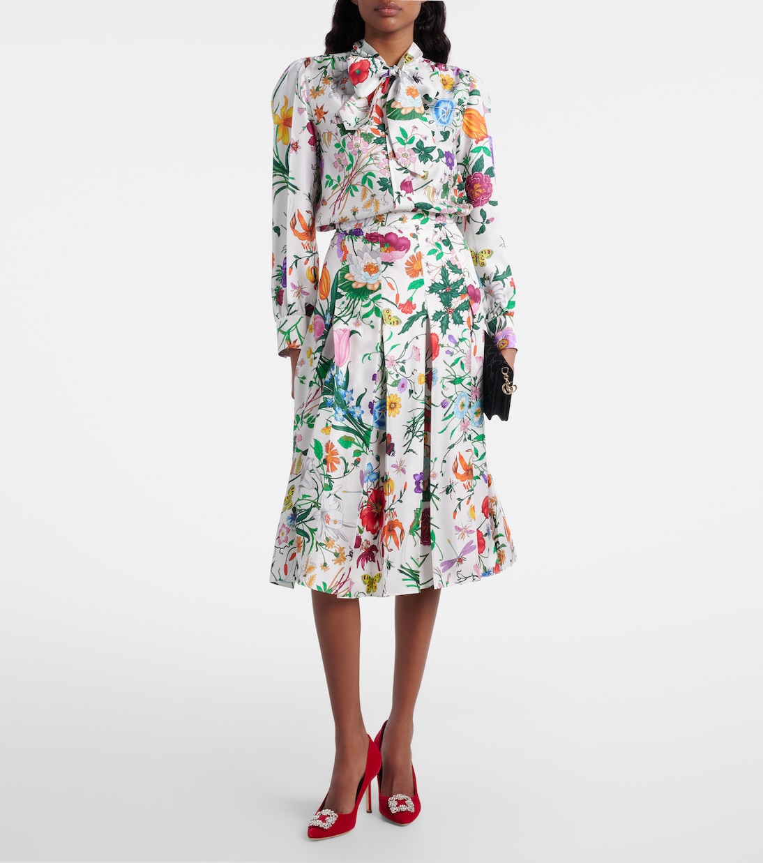 Hangisi velvet pumps | Manolo Blahnik