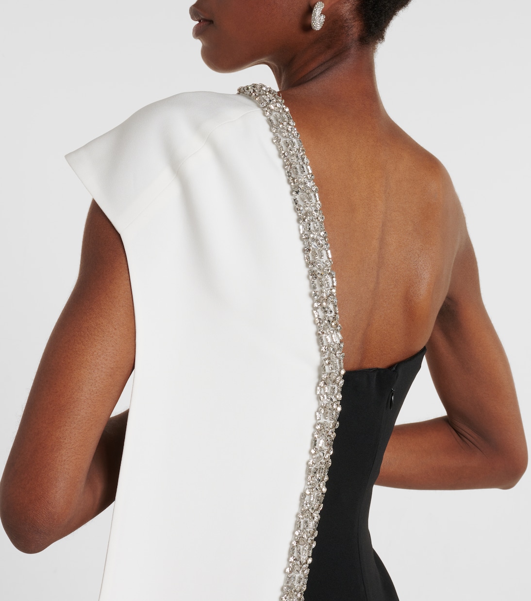 Robe longue en crêpe de satin à ornements | Roland Mouret