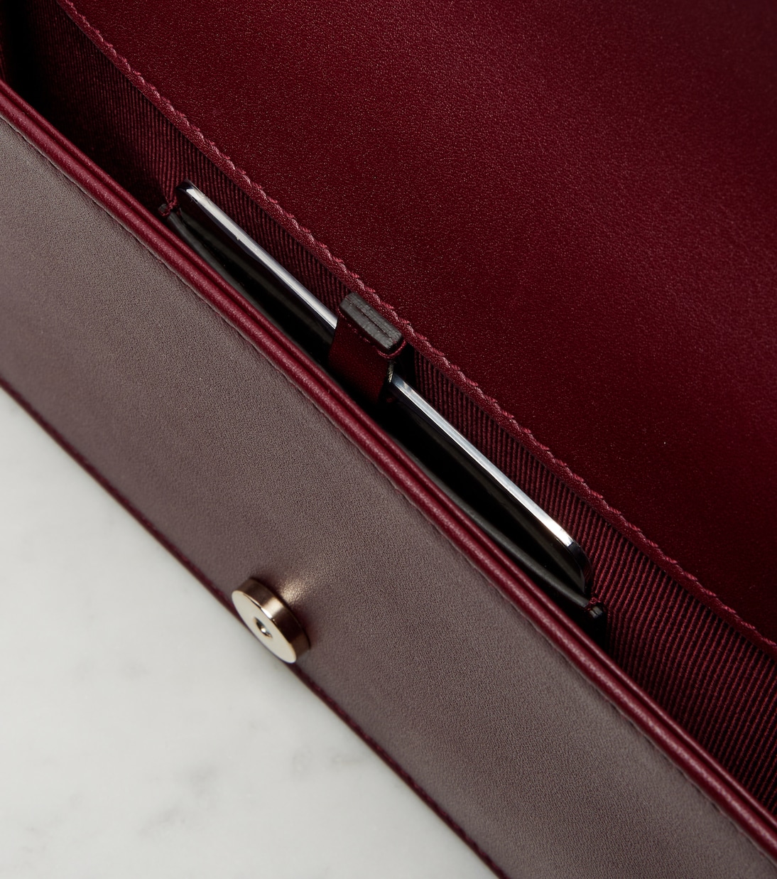 Portafoglio in velluto GG Crystal con catena | Gucci