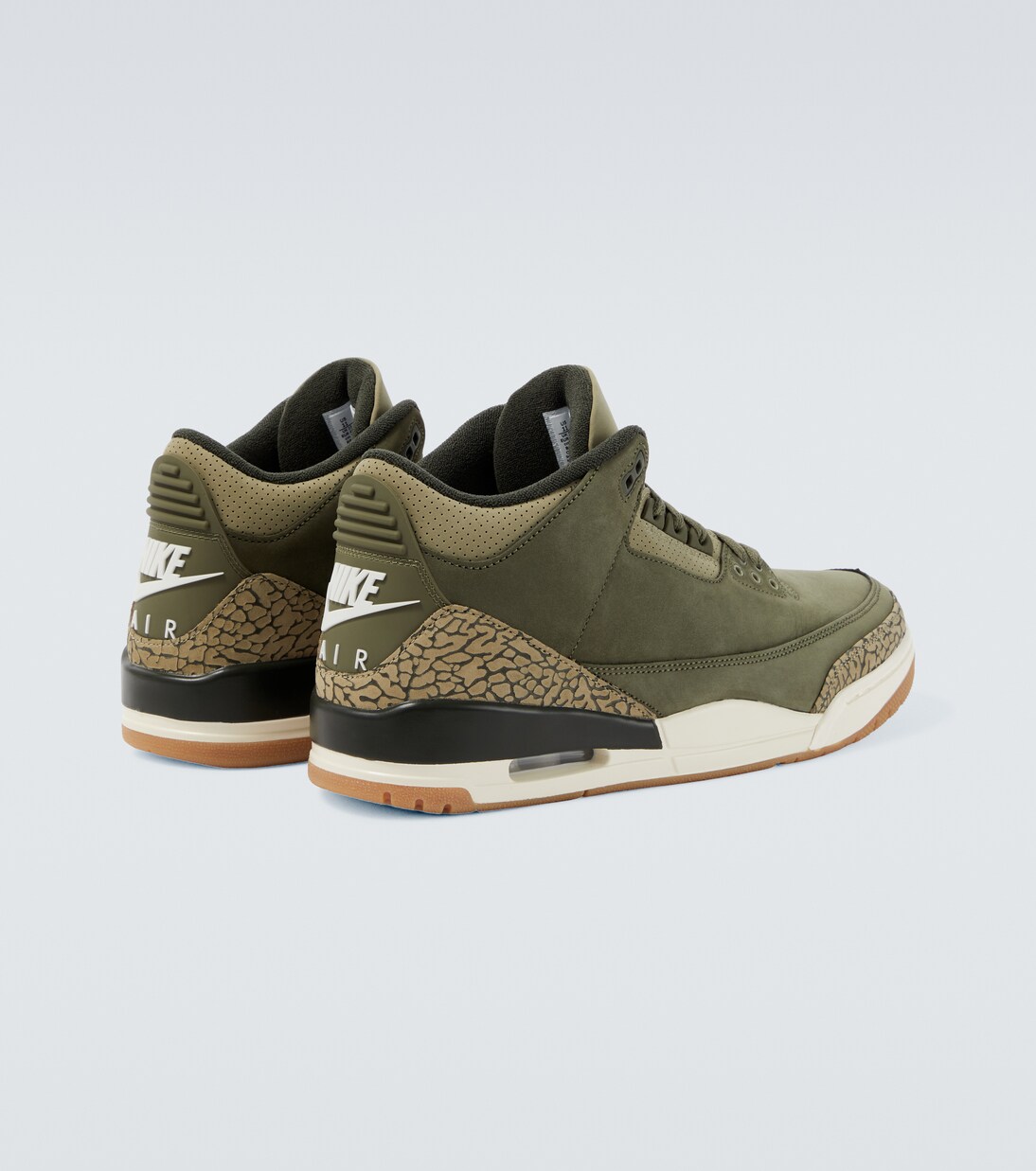 Sneakers Air Jordan 3 in suede | Nike