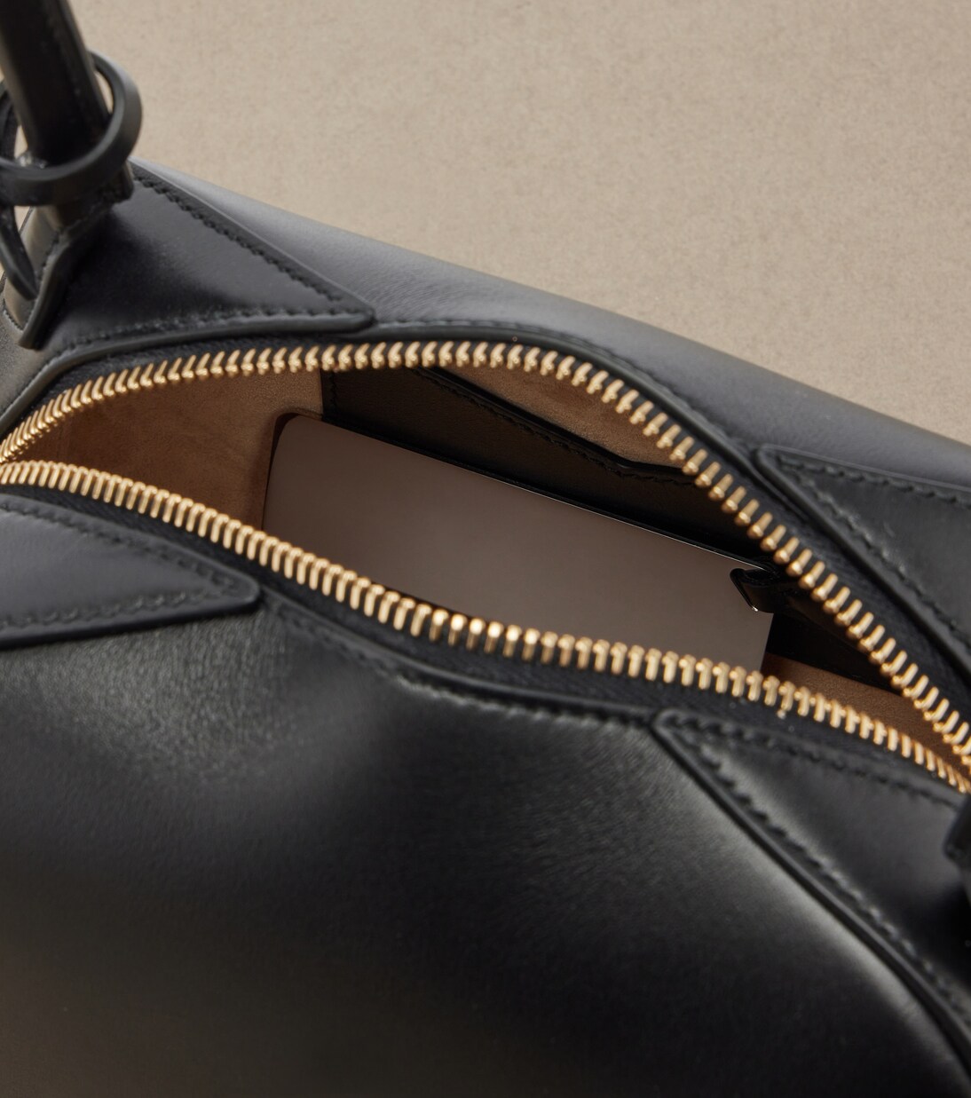 Tote Le Bouledgue Small aus Leder | Alaïa
