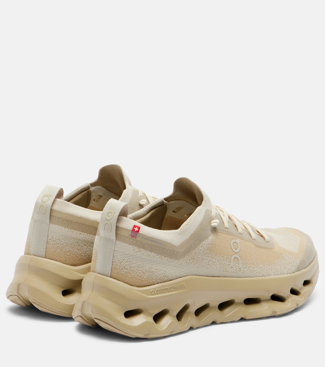 x Zendaya Cloudtilt Moon running shoes | On