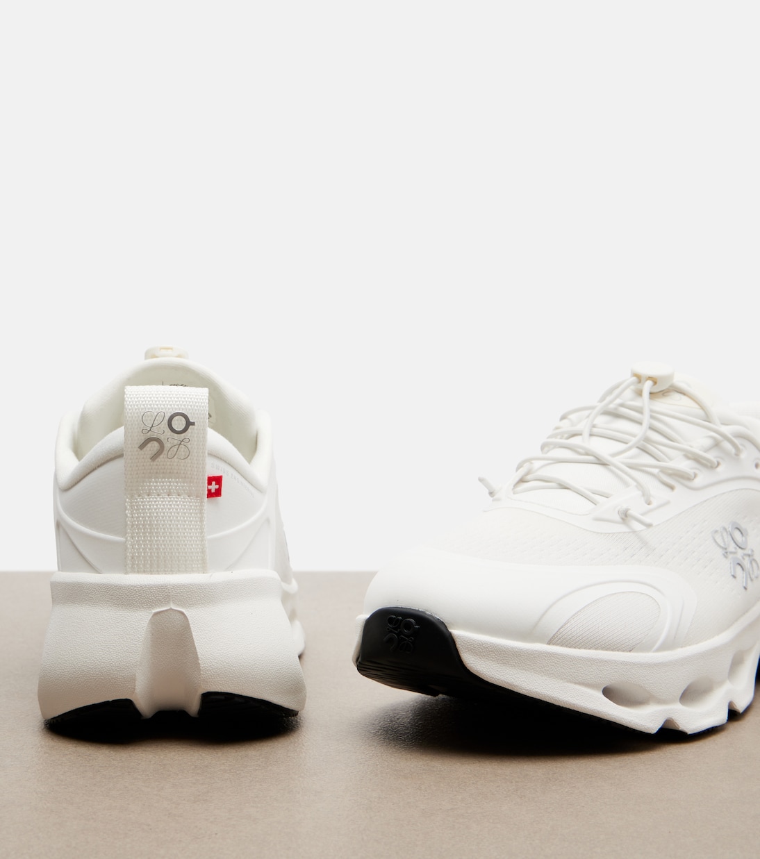 x On Cloudsolo running shoes | Loewe