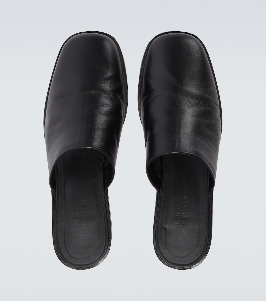 Mules Barlow de piel | Studio Nicholson