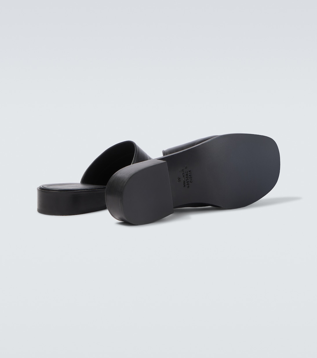 Mules Barlow de piel | Studio Nicholson
