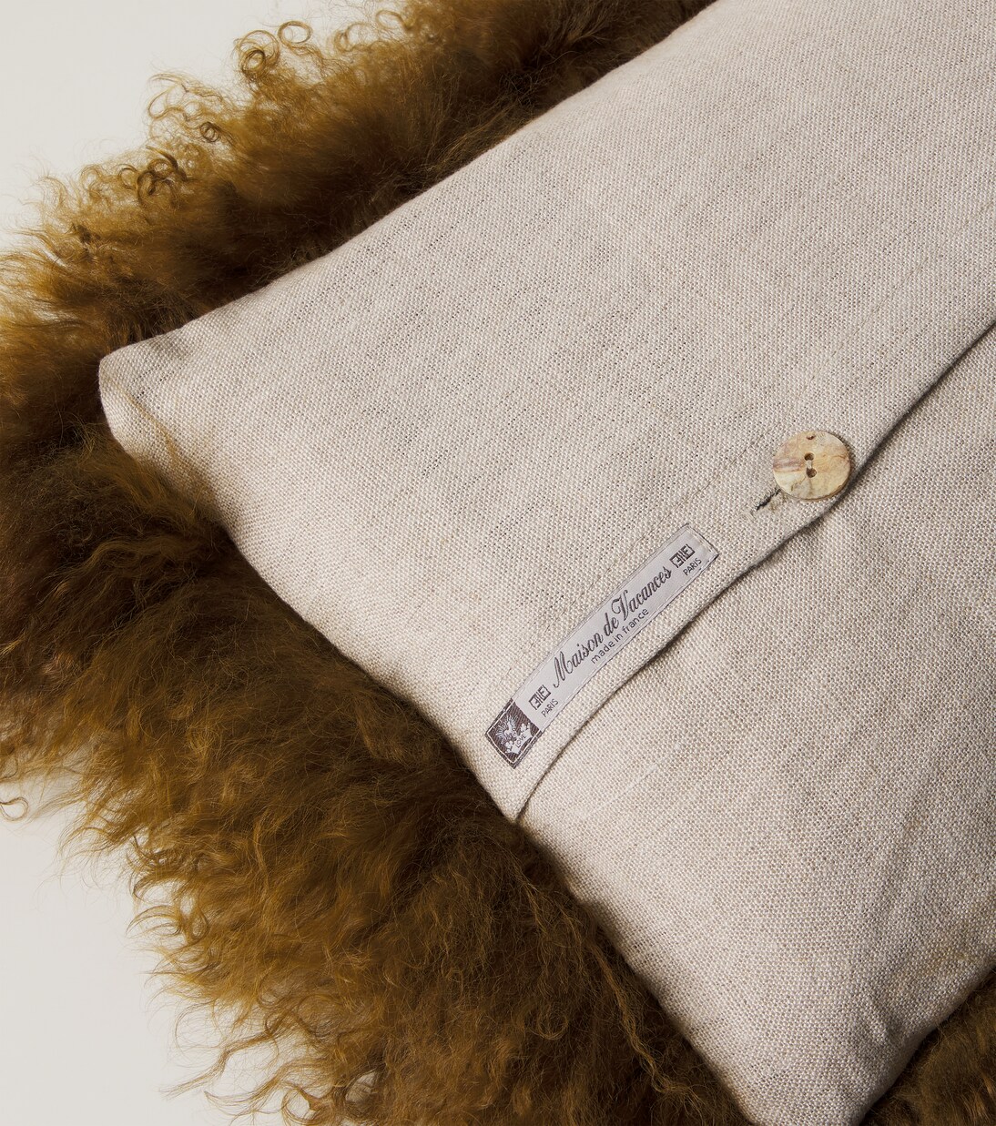 Shearling and linen cushion | Maison de Vacances