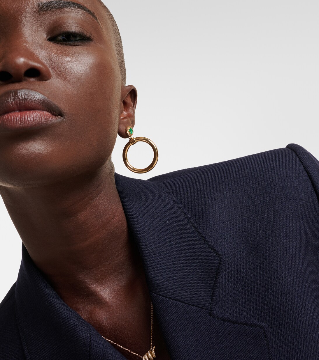 Boucles d'oreilles Endless en or 18 ct, émeraudes et diamants | Ileana Makri