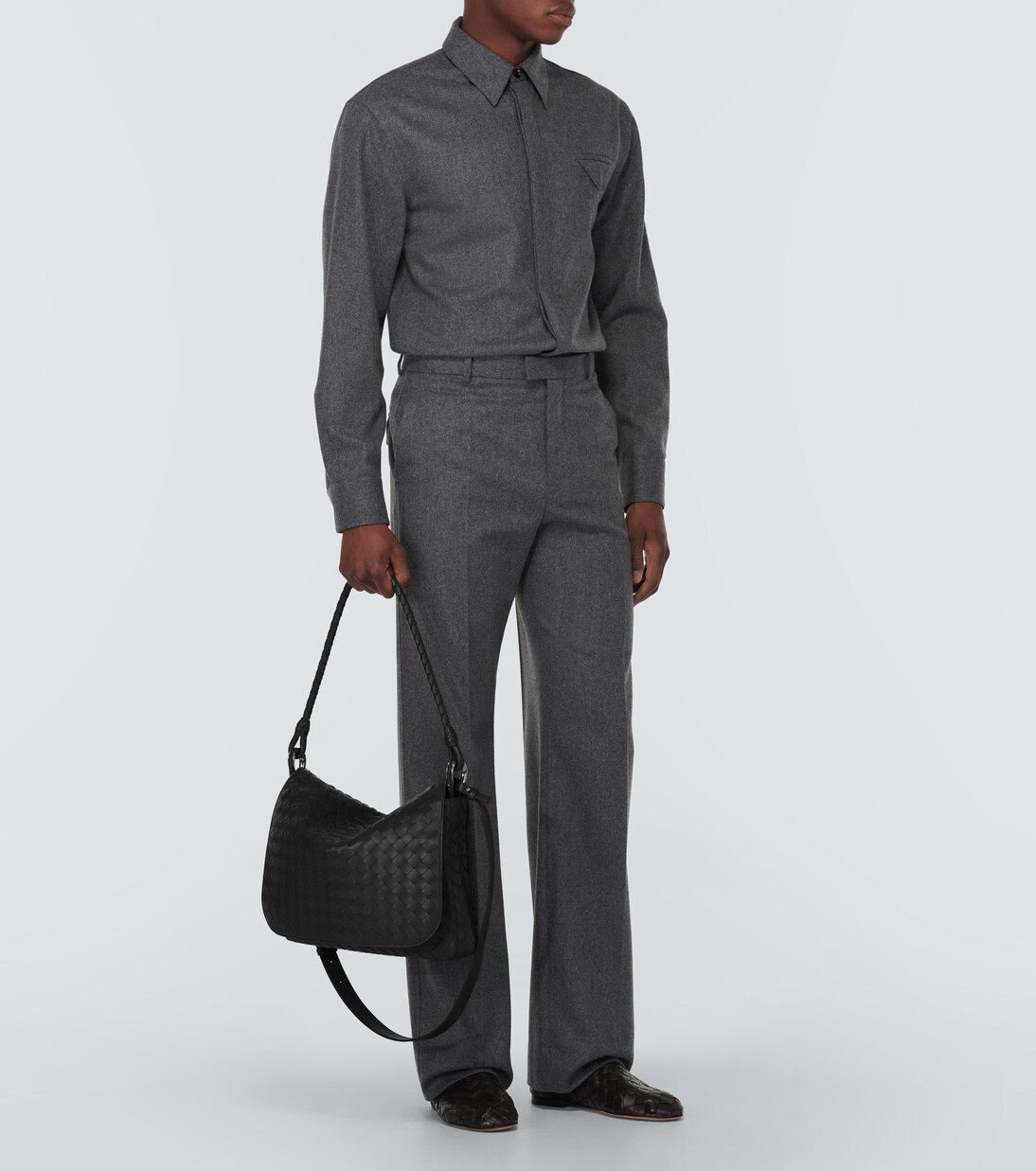 Swing Intrecciato leather messenger bag | Bottega Veneta