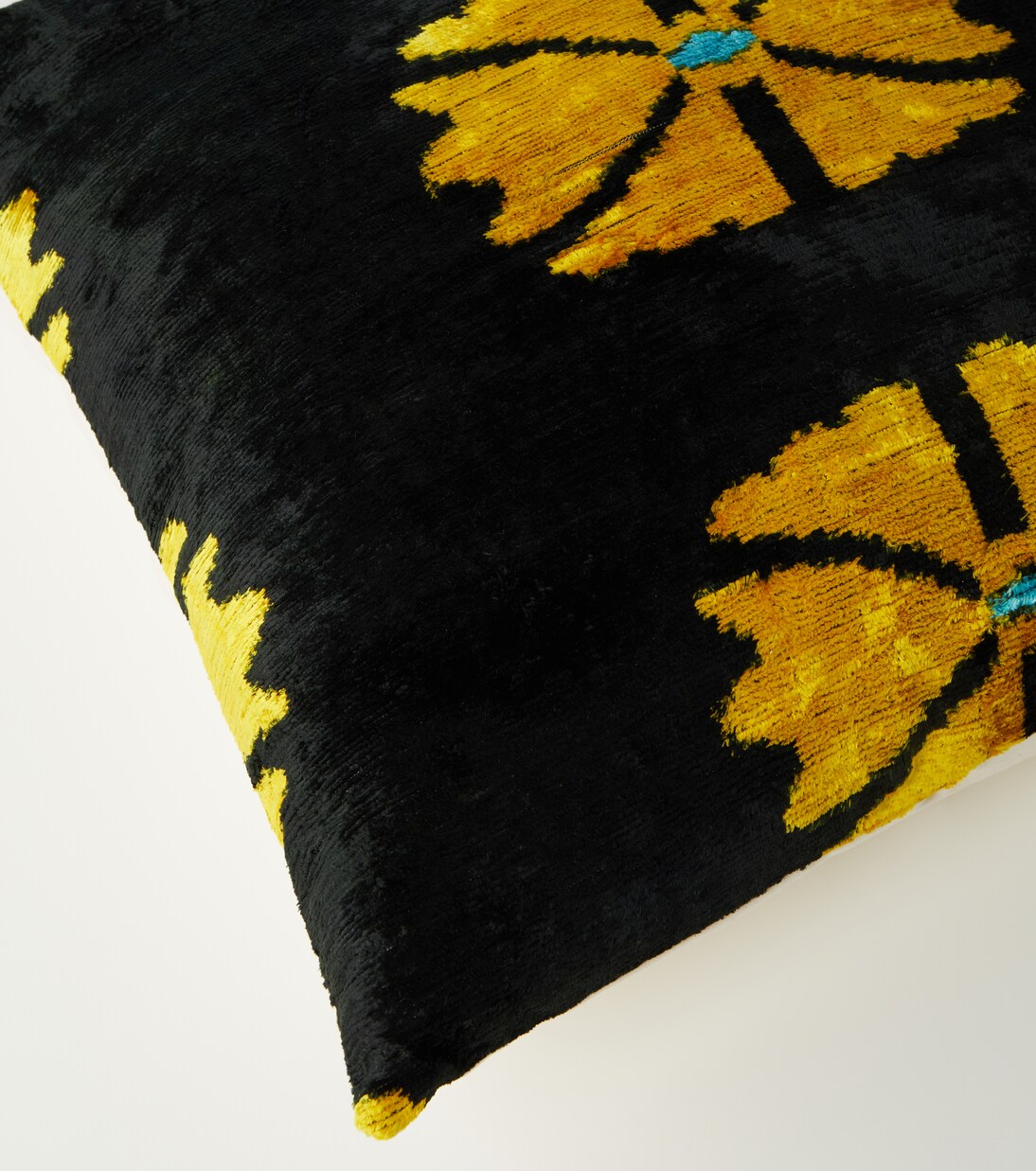 Coussin en soie et coton | Les-Ottomans