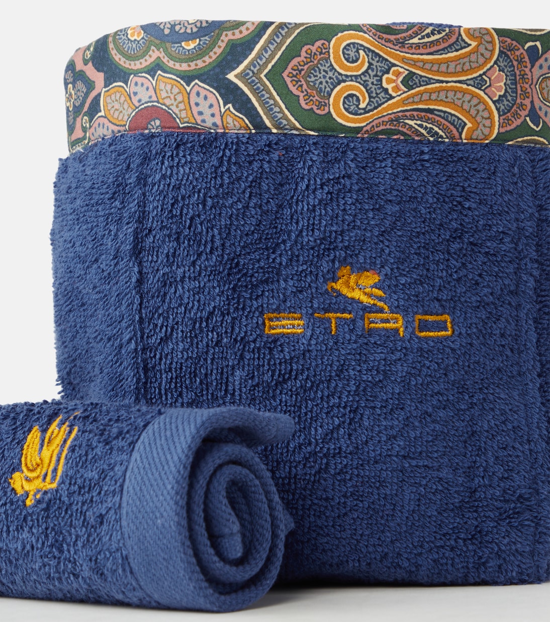 Set Giano de 4 toallas y cesta de algodón | Etro