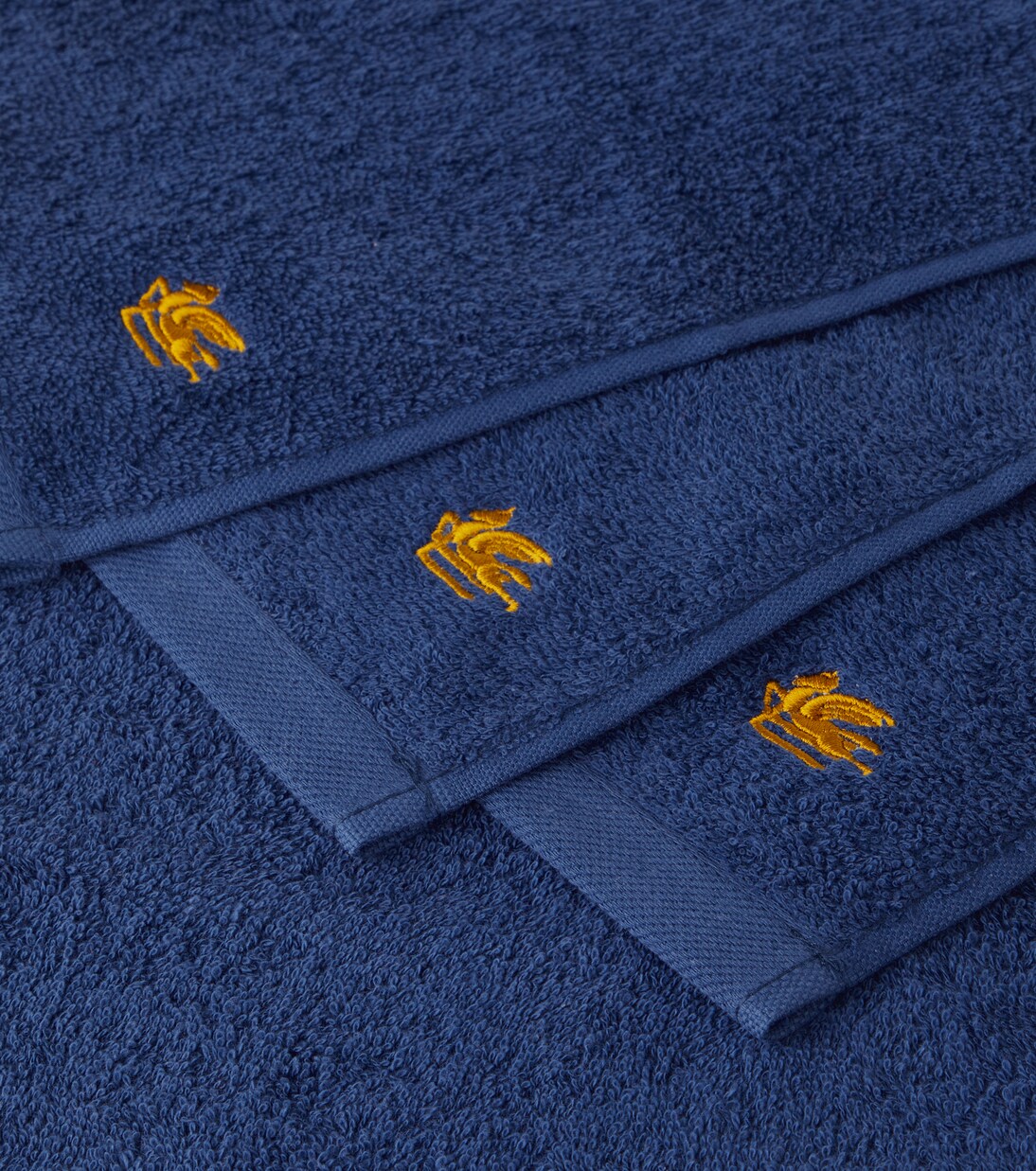 Set Giano de 4 toallas y cesta de algodón | Etro