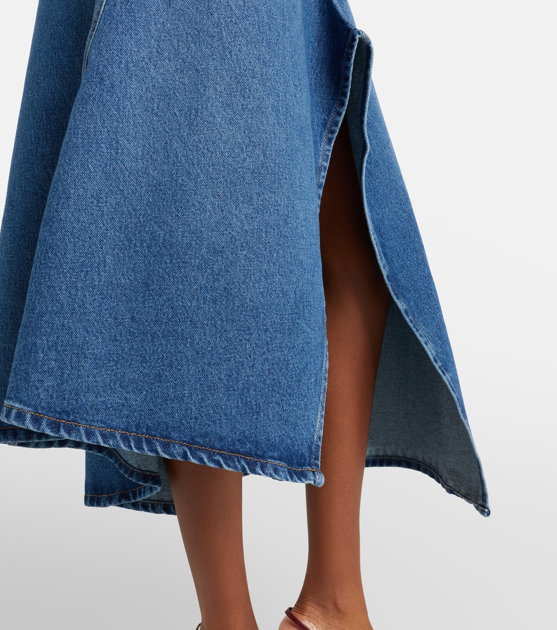 Falda midi asimétrica de denim | Victoria Beckham