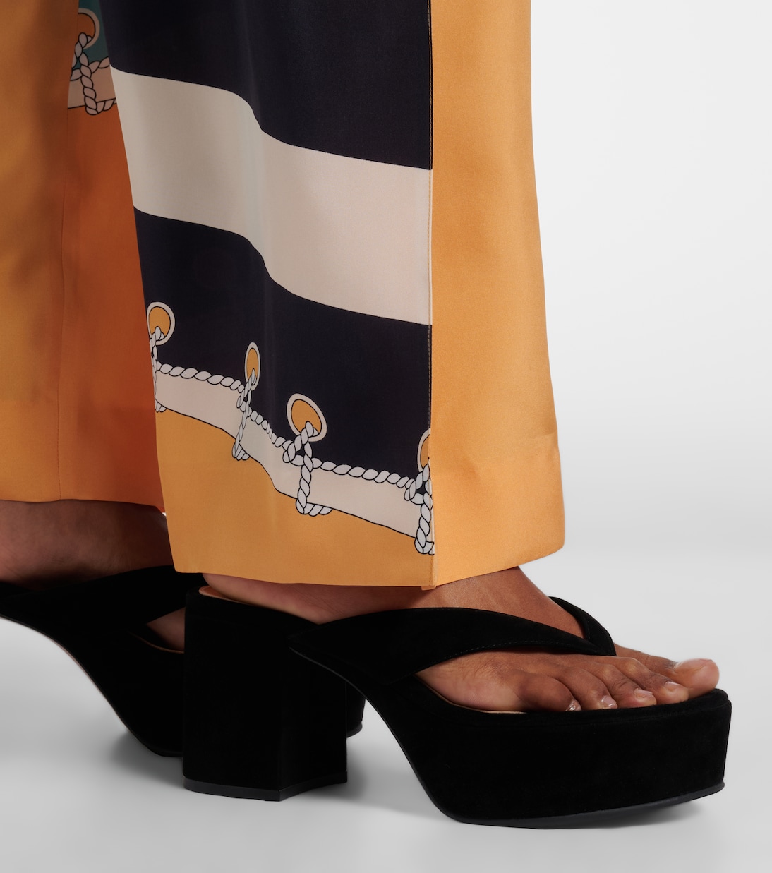 Sandalen aus Veloursleder | Gianvito Rossi