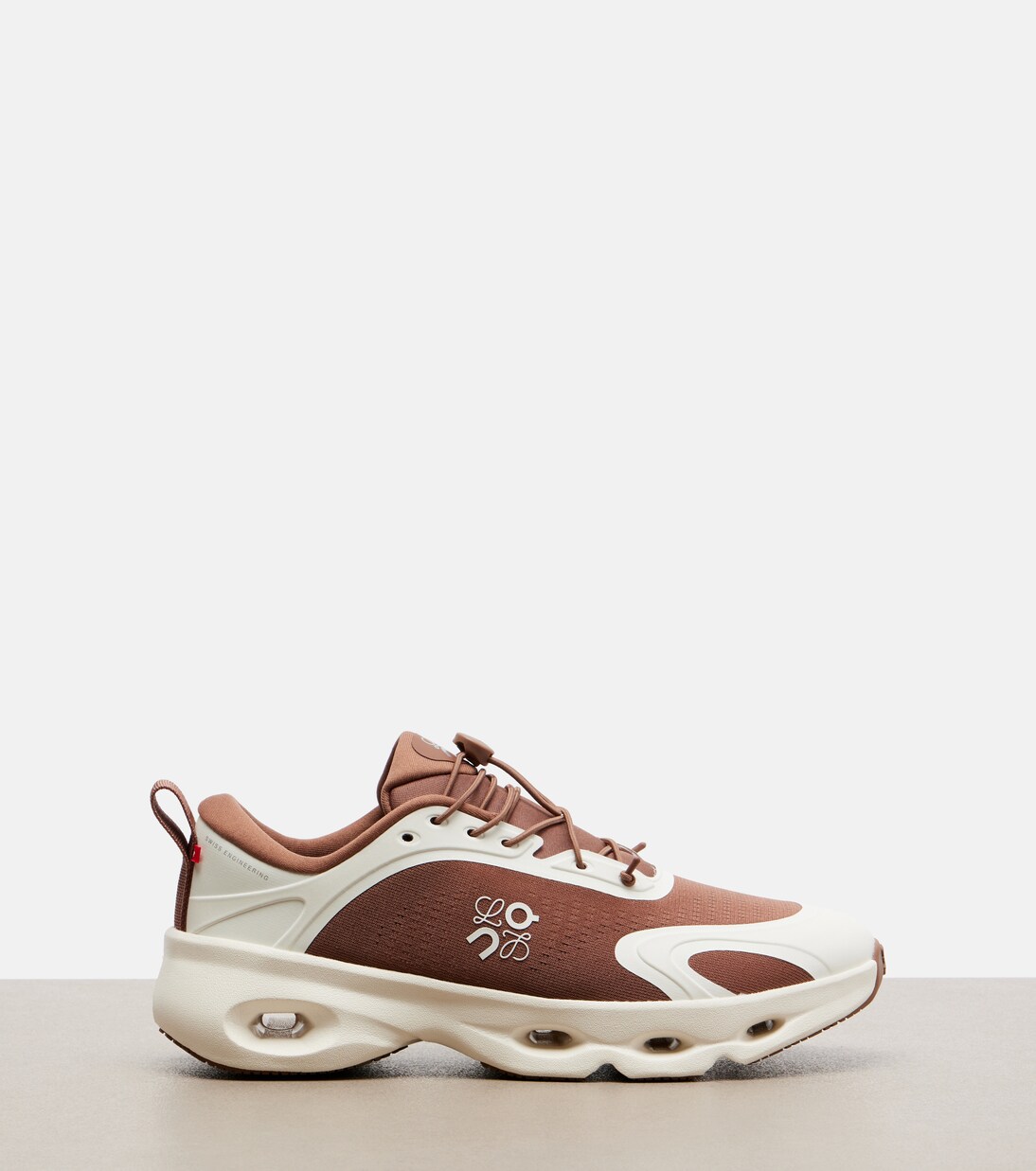 x On Cloudsolo跑鞋 | Loewe