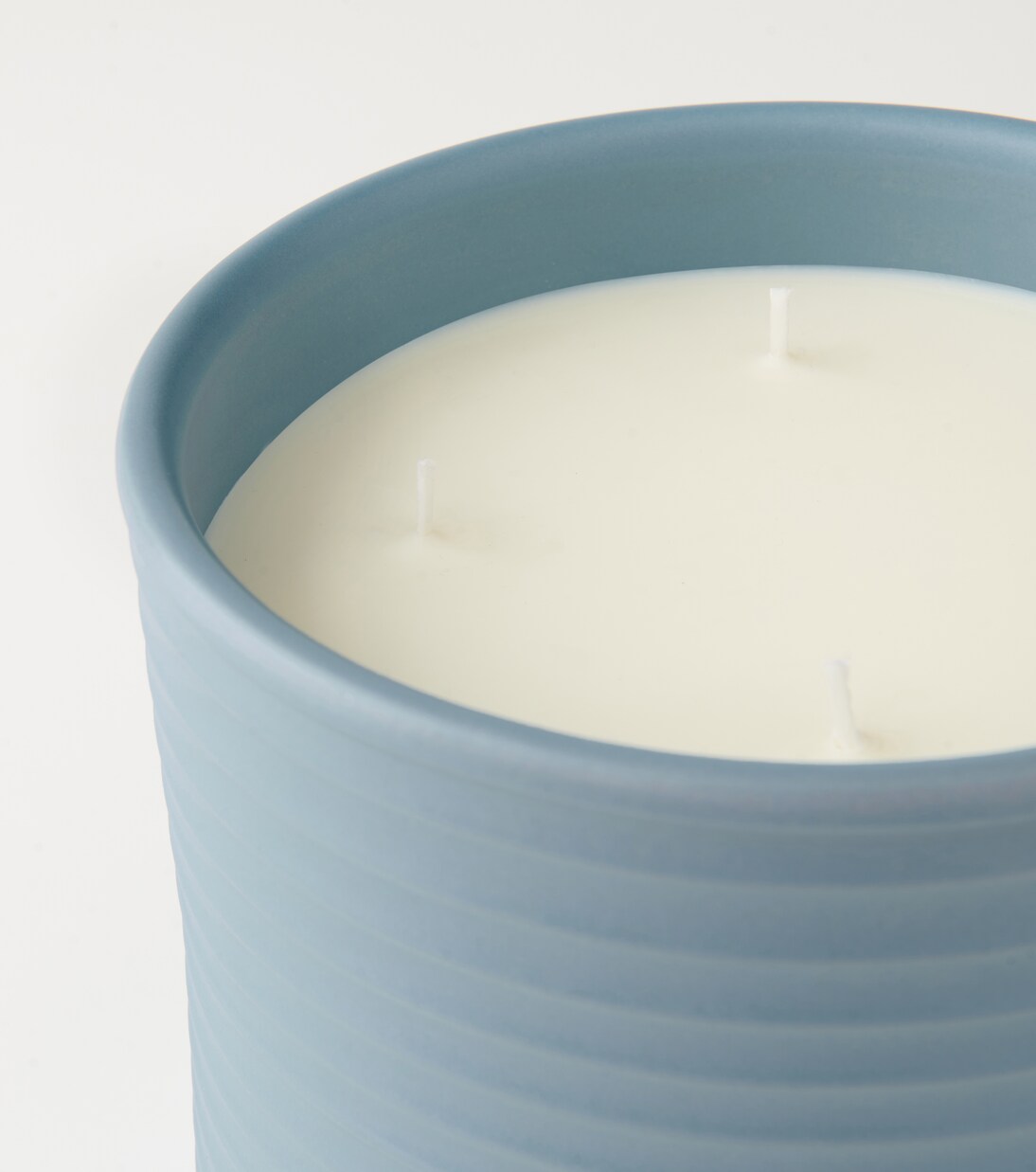 Cypress Balls Large scented candle | Loewe Home Scents