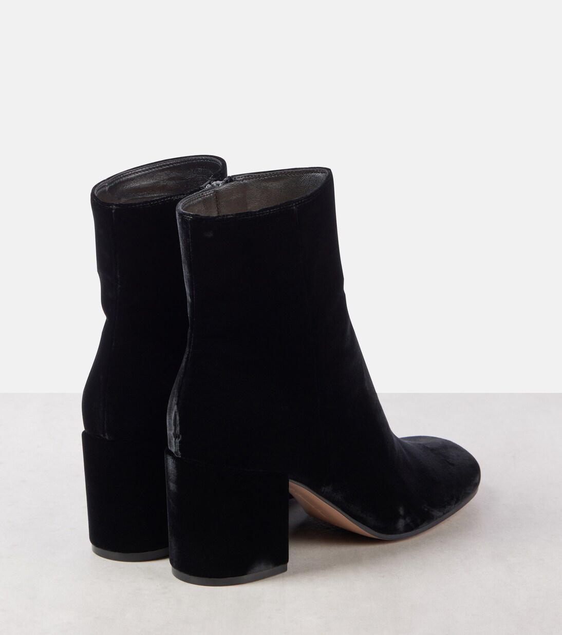 Joelle 70 velvet booties | Gianvito Rossi