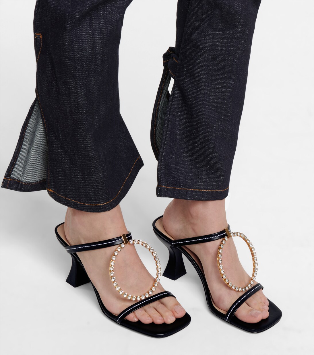 Sandalen aus Leder mit Kristallen | JW Anderson