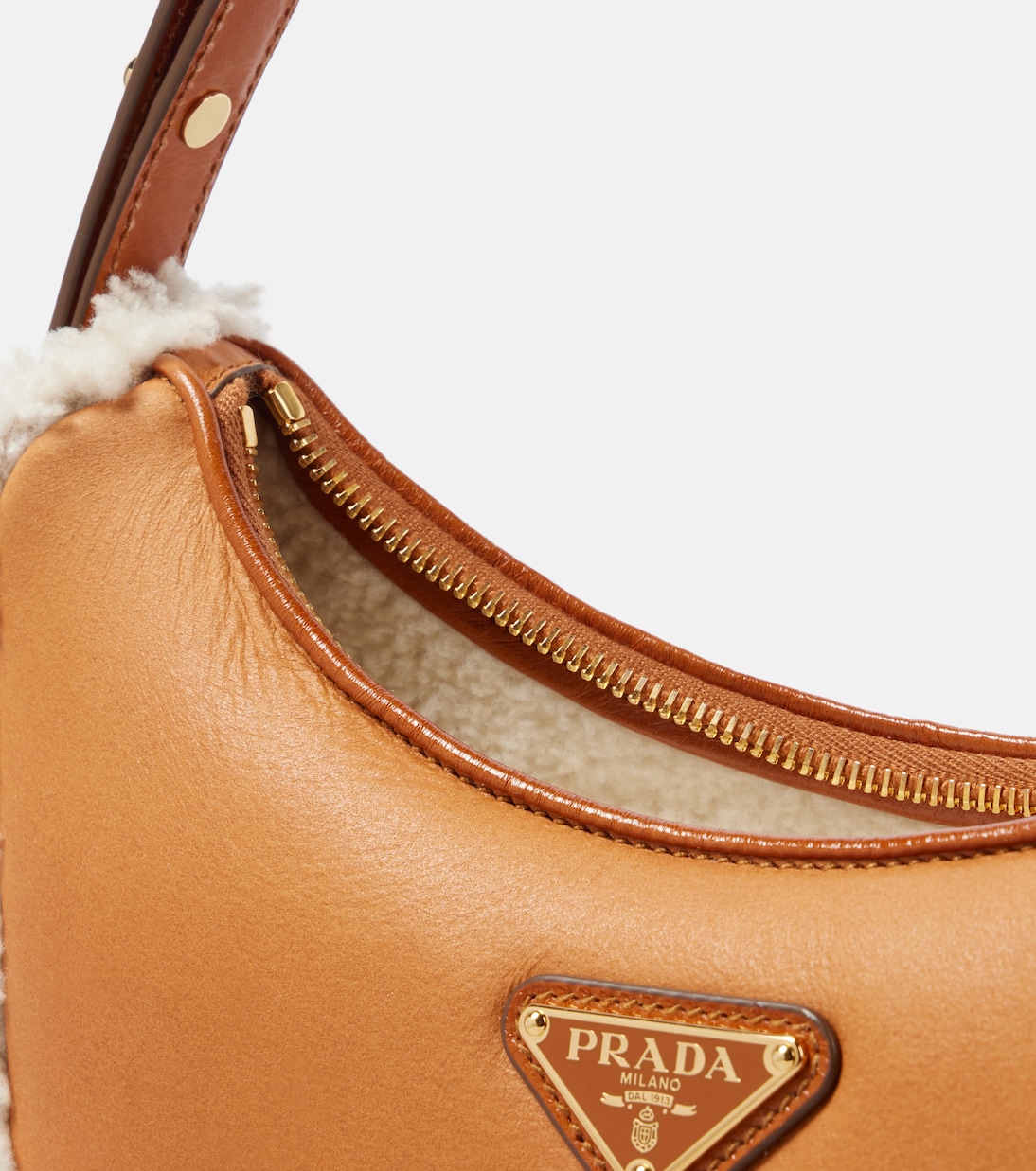 Borsa a spalla Arqué Small in pelle con shearling | Prada