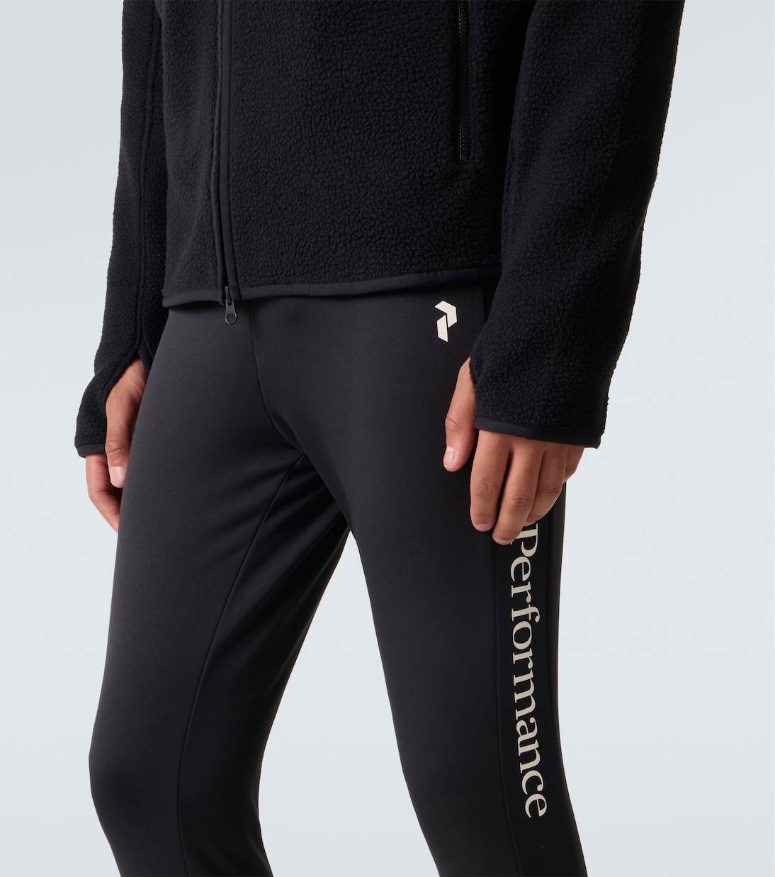 Rider Essentials technical leggings | Peak Performance