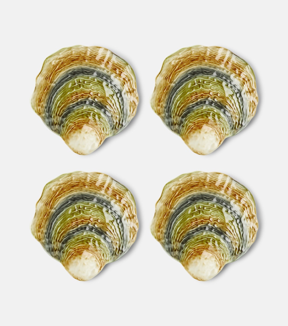 Oyster & Scallops set of 4 ceramic charger plates | Bordallo Pinheiro