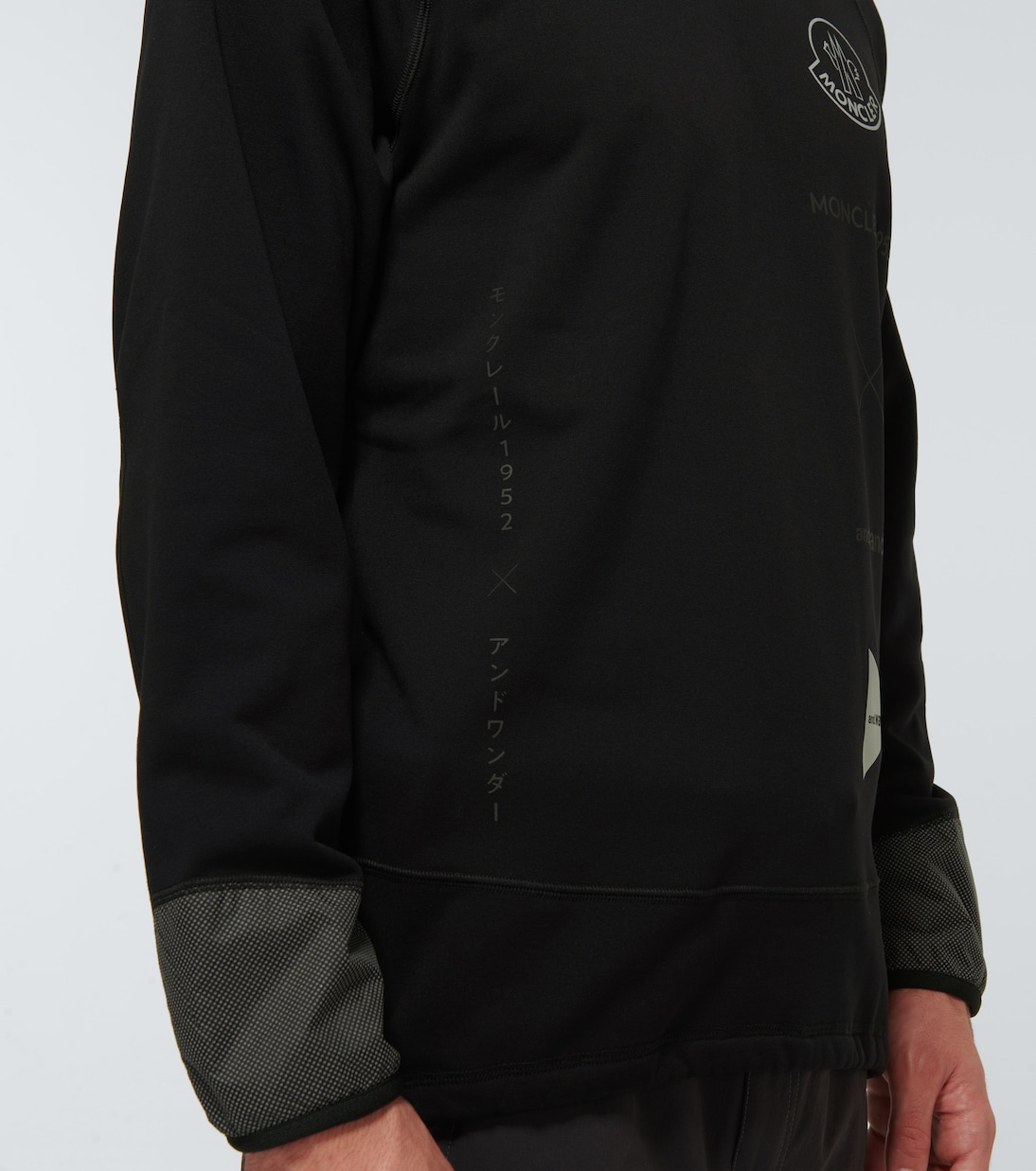 x And Wander 2 Moncler 1952 long-sleeved logo sweatshirt | Moncler Genius