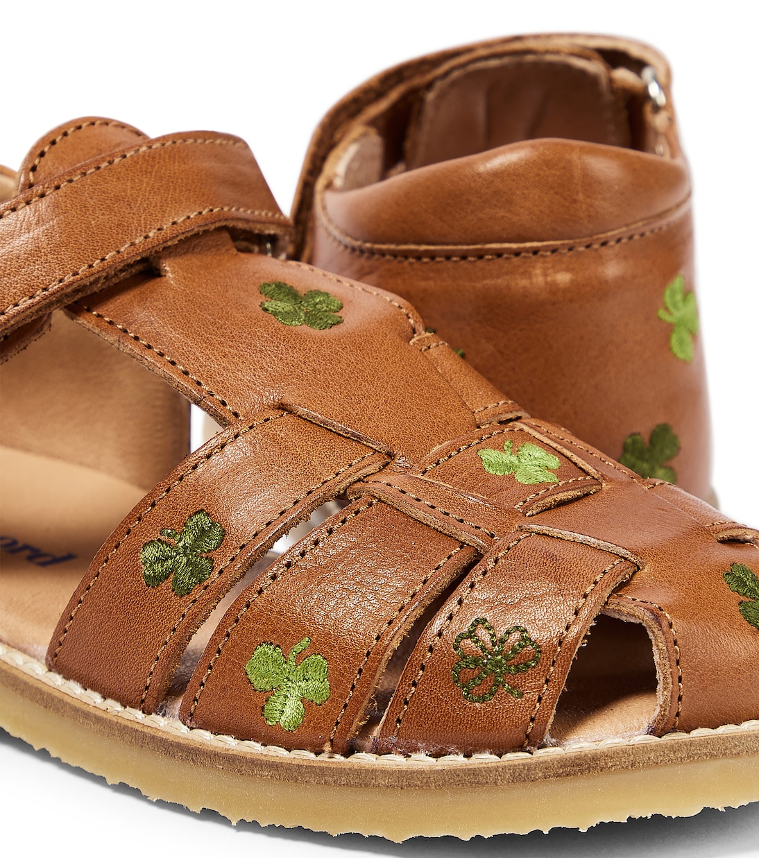 Embroidered leather sandals | Petit Nord
