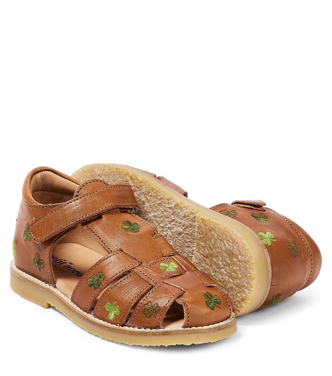 Embroidered leather sandals | Petit Nord