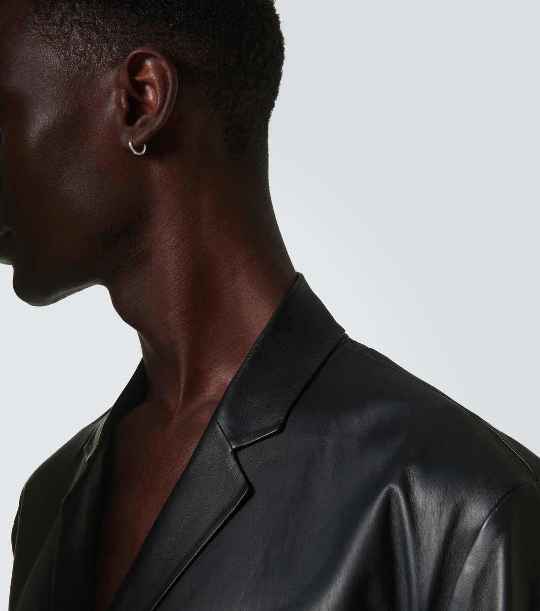 14kt white gold single hoop earring | Mateo