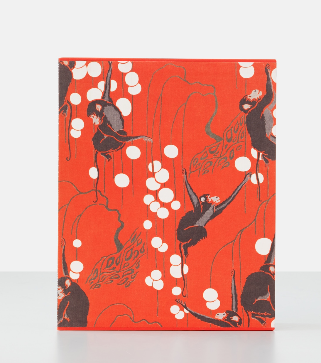 The Book of Printed Fabrics. From the 16th century until today set of 2 books | Taschen