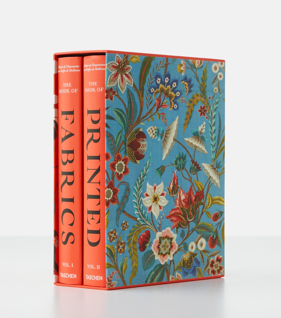 The Book of Printed Fabrics. From the 16th century until today set of 2 books | Taschen