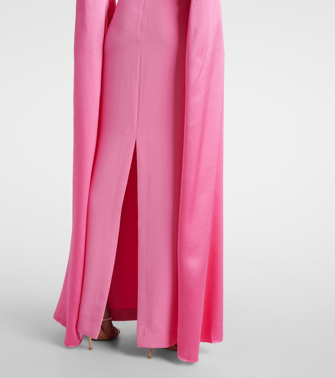 Robe Adley aus Crêpe | Solace London