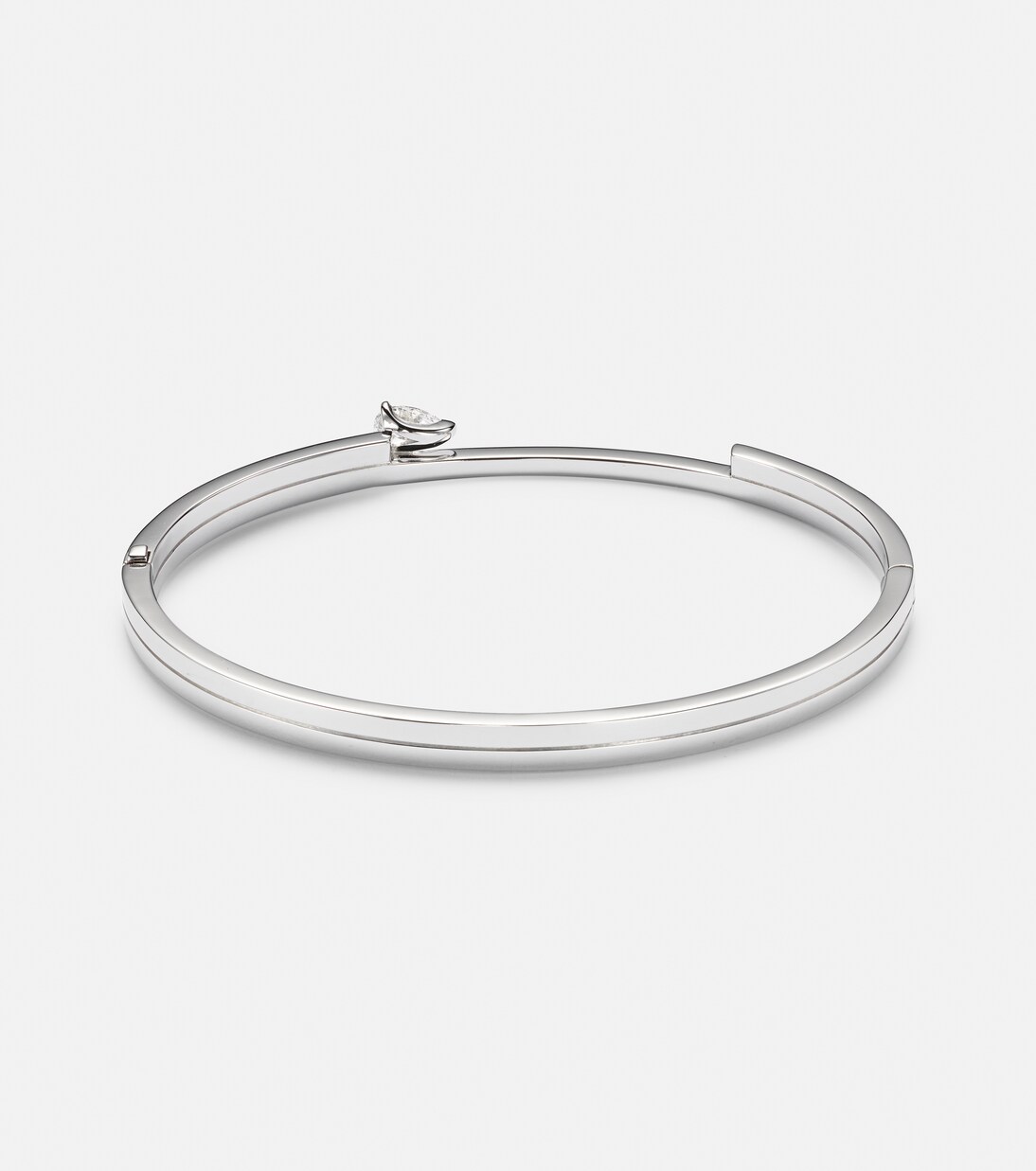 Serti Sur Vide 18kt white gold bangle with diamonds | Repossi