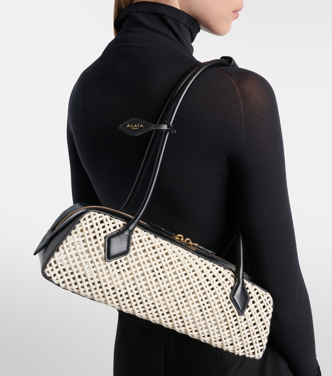 Le Teckel Medium woven shoulder bag | Alaïa