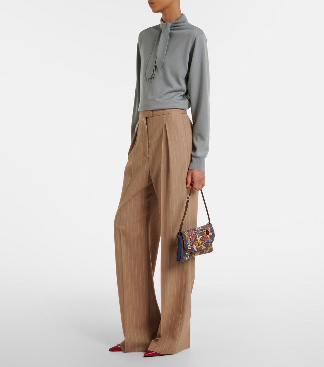 DeVain Small embroidered denim shoulder bag | Valentino Garavani