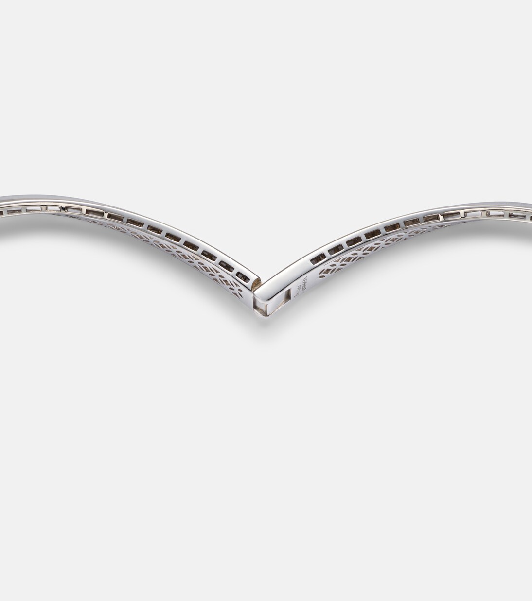 Pearlescent 18kt white gold necklace with diamonds and pearls | Yeprem