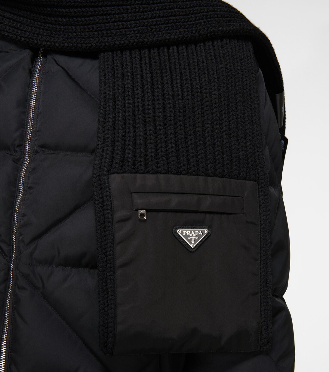 Wool and Re-Nylon gabardine scarf | Prada